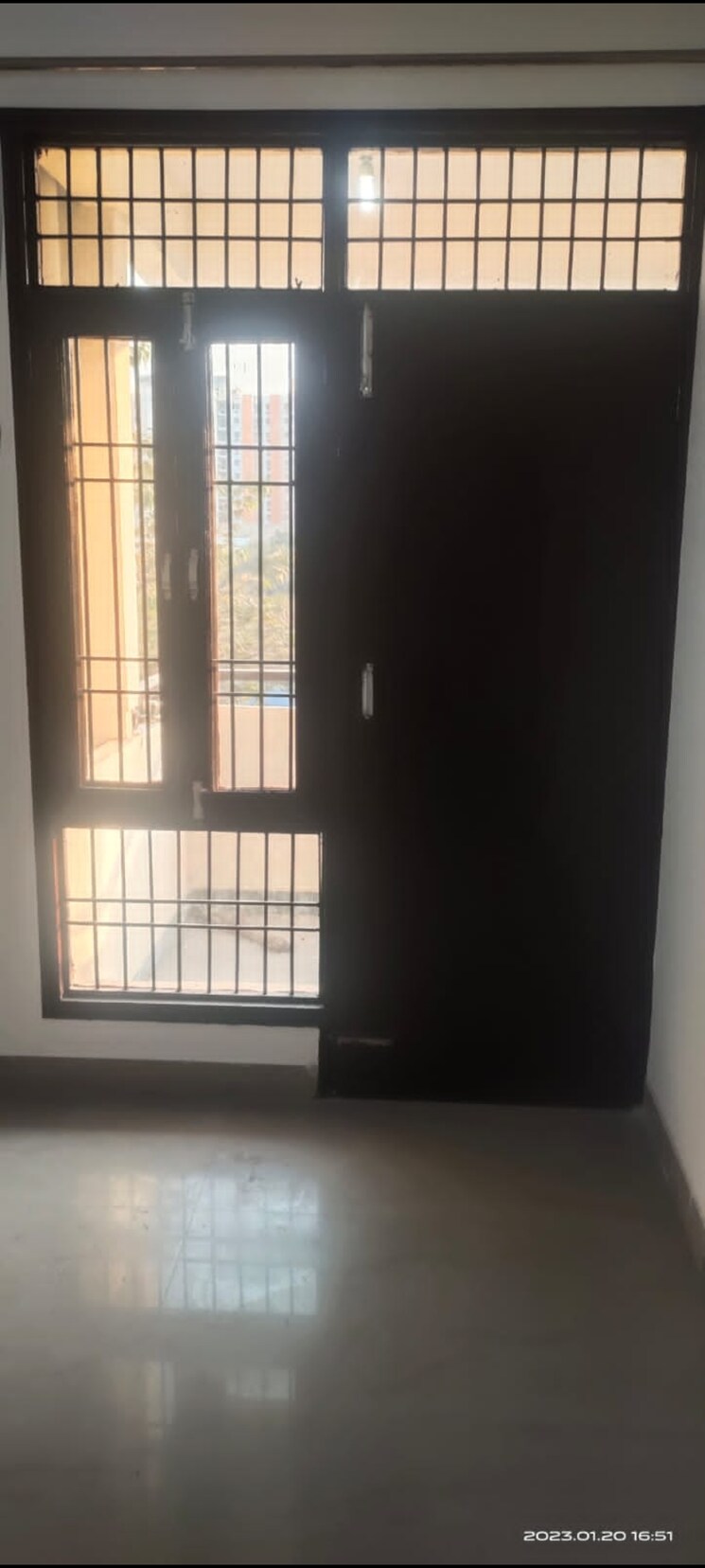 Room, srs-royal-hills 3 Bedroom 1450 Sq.Ft. Apartment In Sector 87 Faridabad 9126555