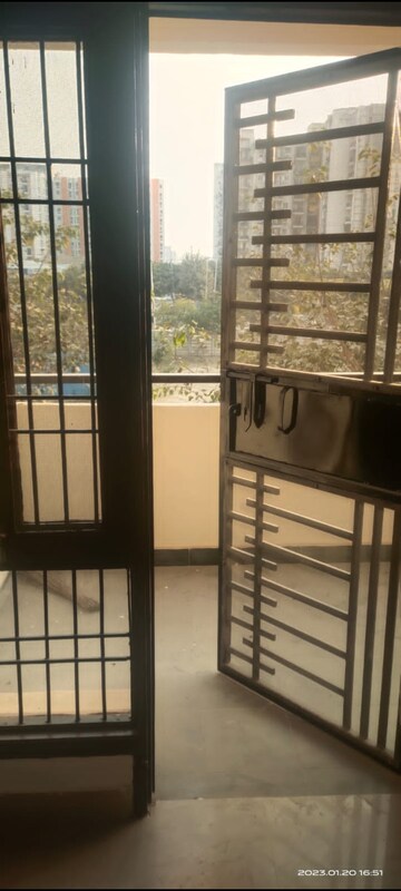 Building Lobby in 3 BHK Apartment at SRS Royal Hills, Sector 87 – for Rent
