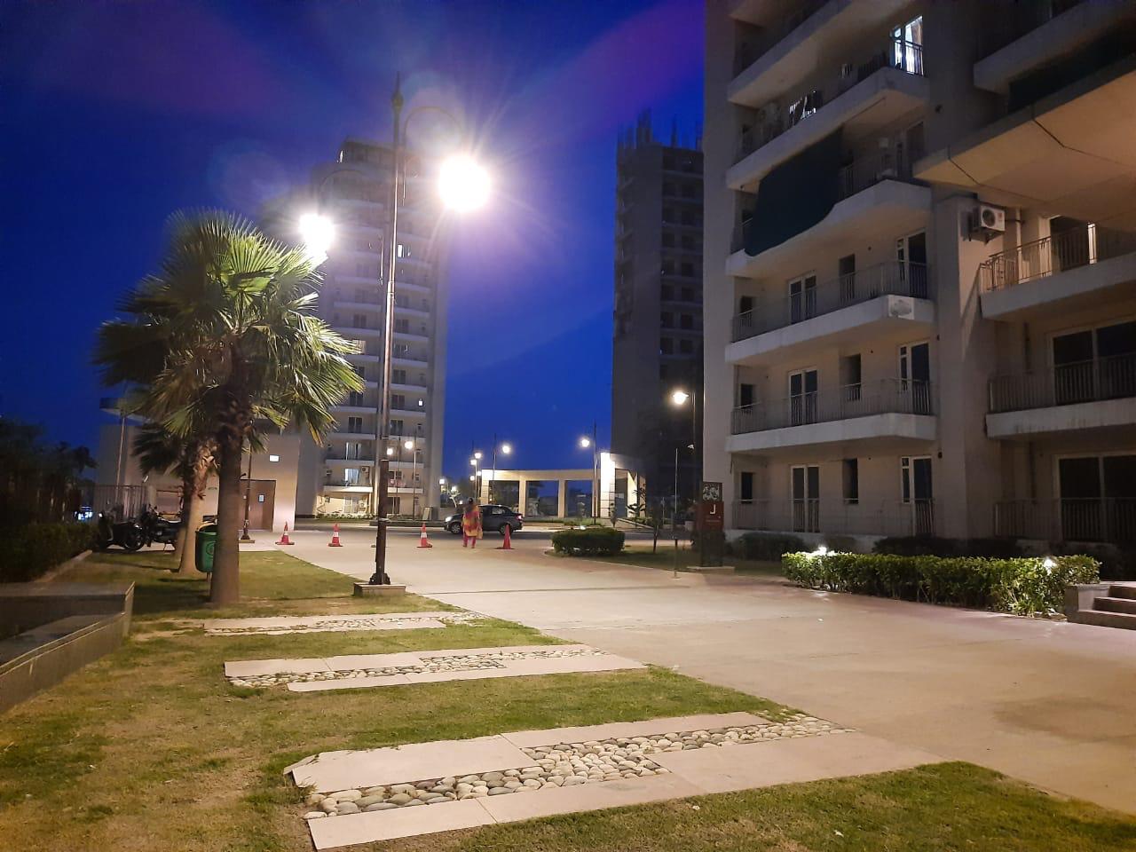 2 BHK Apartment For Sale in BPTP Discovery Park