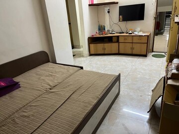 Room in 2 BHK Apartment at Guru Mahima CHS, Sanpada – for Rent