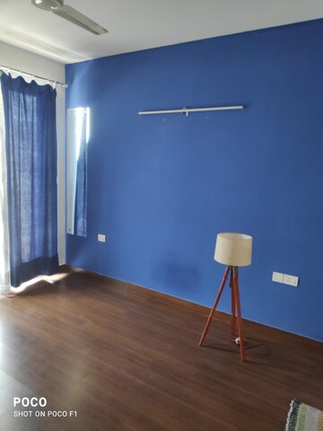 Room in 3 BHK Apartment at Sector 66 – for Rent