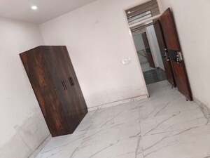 Room in 6+ BHK Independent House at Lohgarh – for Sale