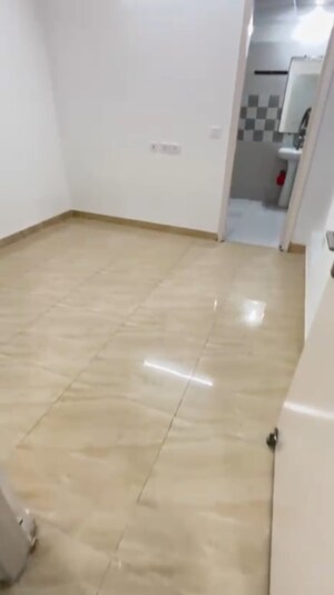 Room in 3 BHK Apartment at Gaur City 2 - 14th Avenue, Sector 16c Greater Noida – for Sale