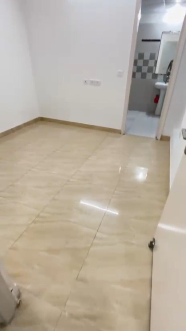 Room, gaur-city-2-14th-avenue 3 Bedroom 740 Sq.Ft. Apartment In Sector 16c Greater Noida Greater Noida 9126640