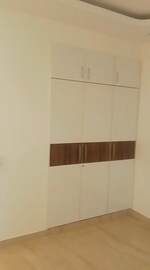 3 BHK + Extra Room 190 Sq.Yd. Builder Floor in KLJ Greens