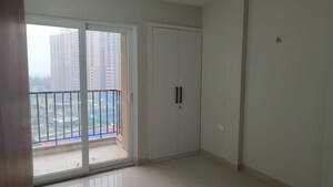 Room in 2 BHK Apartment at Sector 150 – for Sale