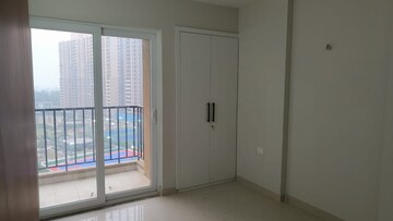 Room in 2 BHK Apartment at Sector 150 – for Sale