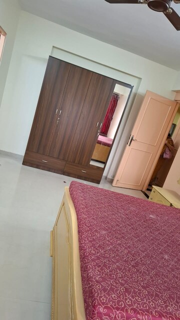 Furnished Amenities in 3 BHK Apartment at Vasant Valley Complex, Malad East – for Rent
