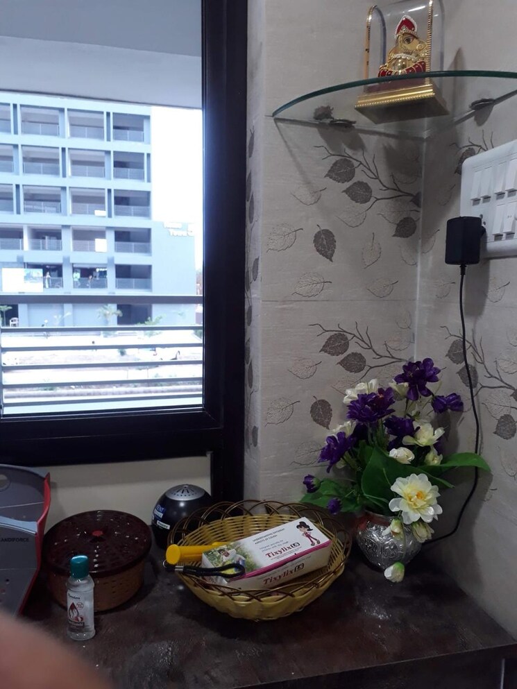  Parking, new ranip Commercial Shop 584 Sq.Ft. In New Ranip Ahmedabad 9126731