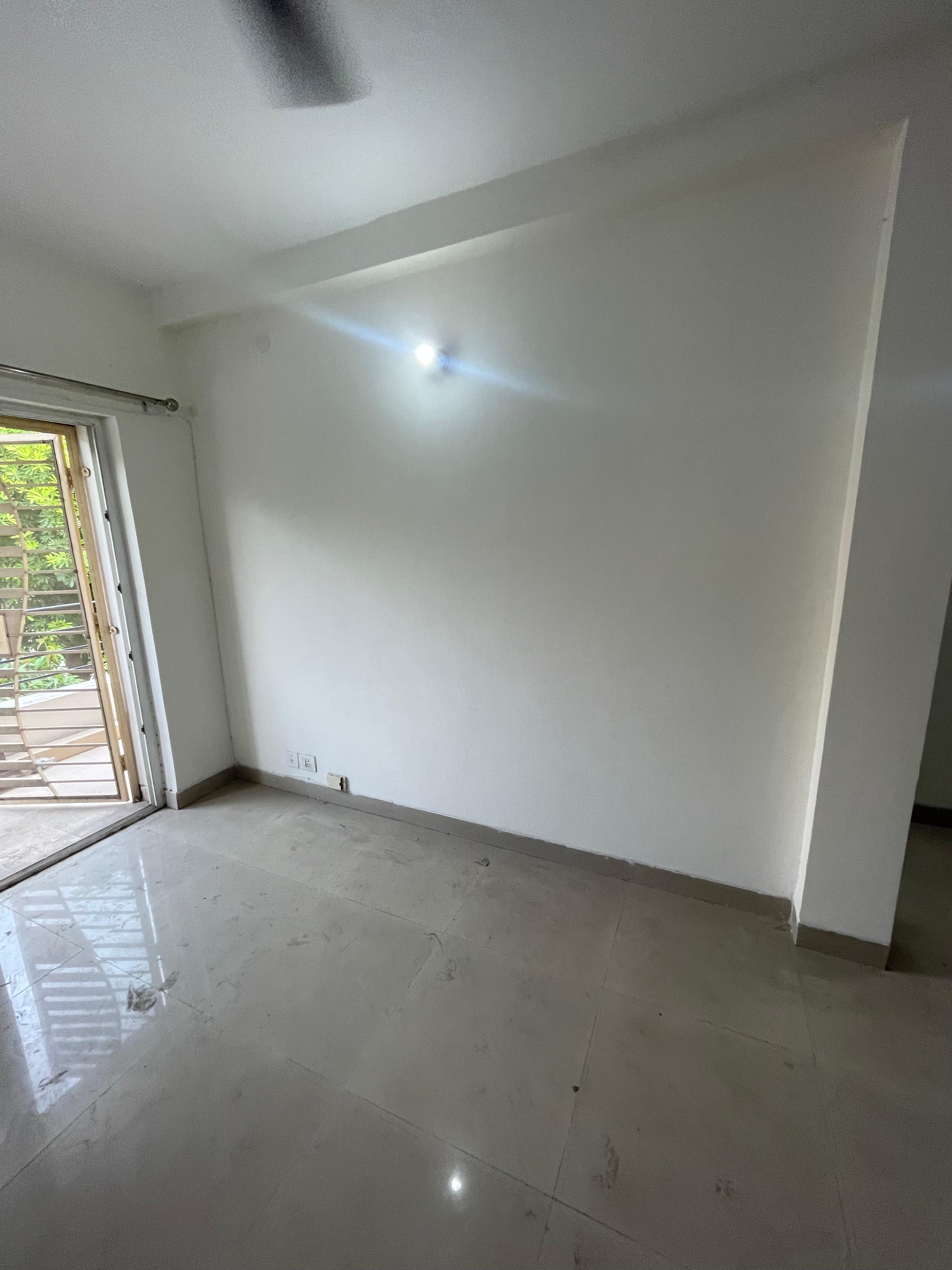 3.5 BHK + Servant Room Apartment For Sale in BPTP Park 81