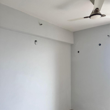 Room in 3 BHK Apartment at DLF New Town Heights I, Sector 90 – for Rent