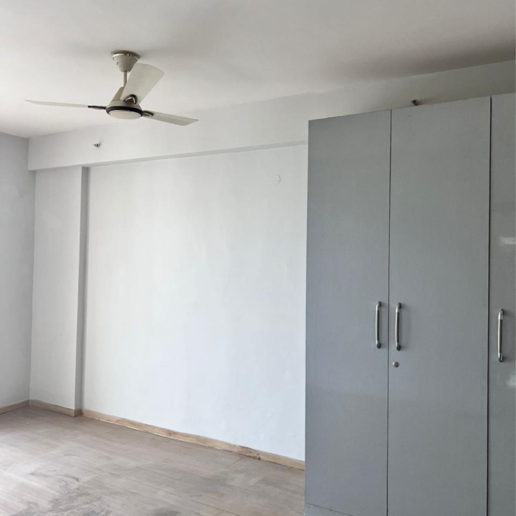 Room, dlf-new-town-heights-i 3 Bedroom 1930 Sq.Ft. Apartment In Sector 90 Gurgaon 9126788