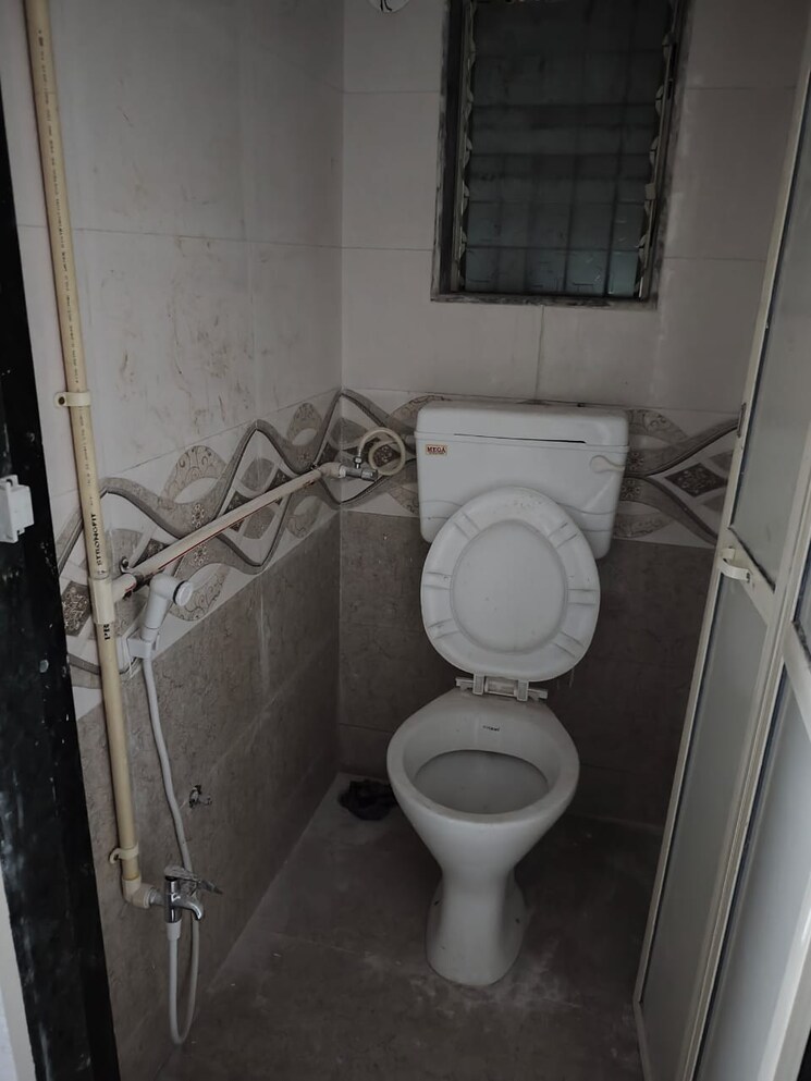 Bathroom, om-sai-residency-dombivali 1 Bedroom 475 Sq.Ft. Apartment In Dombivli East Thane 9126802