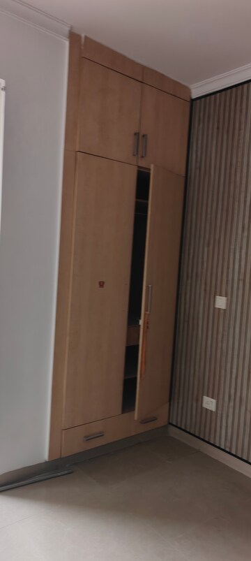Building Lobby in 3 BHK Builder Floor at Ansal Esencia - Sovereign Floors, Sector 67 – for Rent