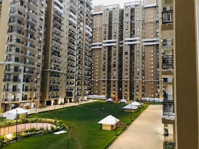 2 BHK + Extra Room 860 Sq.Ft. Apartment in Saviour Green Arch