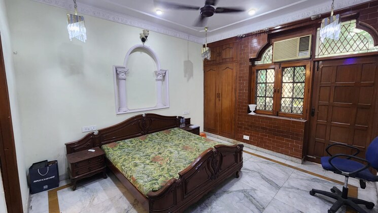 Bedroom, rwa-apartments-sector-52 6+ Bedroom 450 Sq.Ft. Villa In Sector 52 Noida 9126847