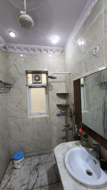 Bathroom in 6+ BHK Villa at RWA Apartments Sector 52, Sector 52 – for Sale