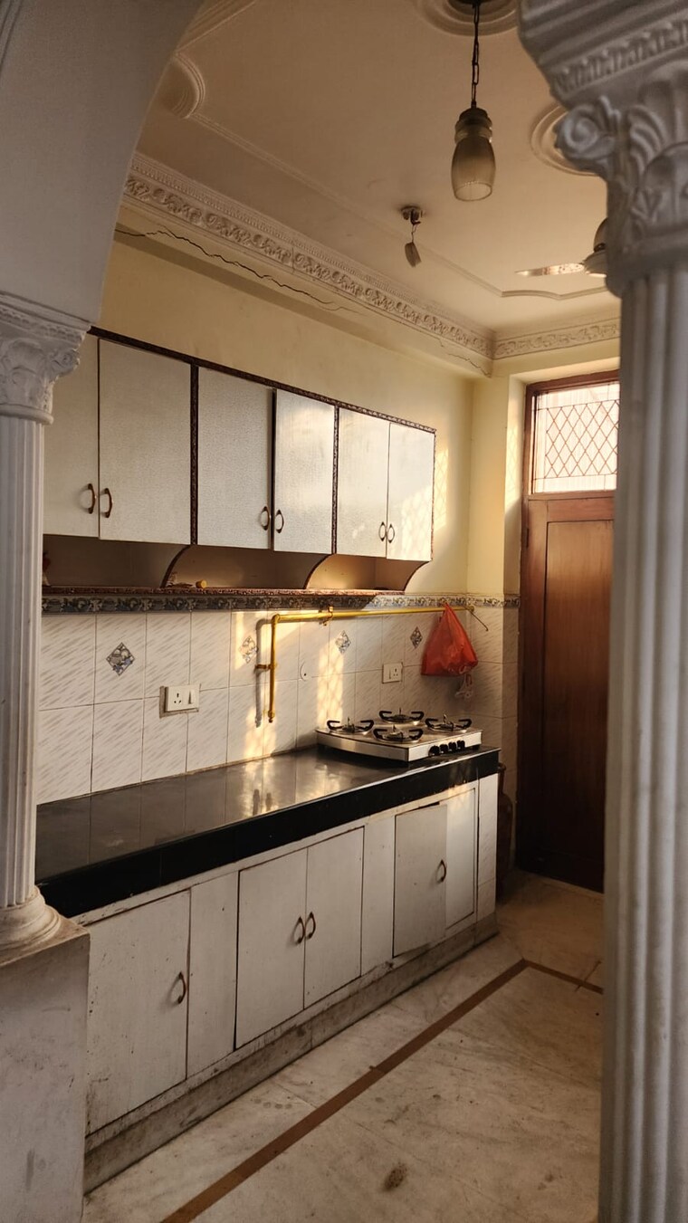 Kitchen, rwa-apartments-sector-52 6+ Bedroom 450 Sq.Ft. Villa In Sector 52 Noida 9126847