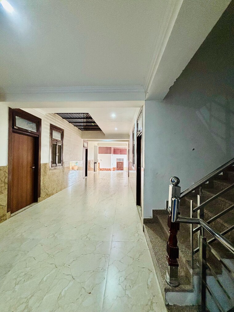 undefined, rwa-apartments-sector-52 6+ Bedroom 450 Sq.Ft. Villa In Sector 52 Noida 9126847