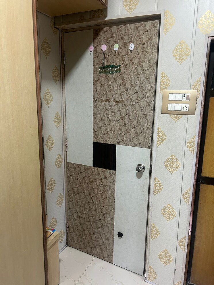 Bathroom, shubham-heights-dombivali 2 Bedroom 670 Sq.Ft. Apartment In Dombivli East Thane 9126856