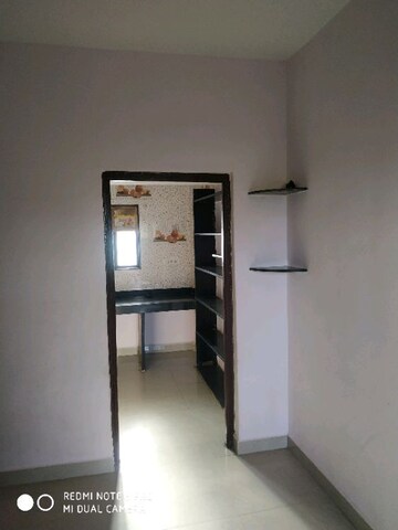 Room in 3 BHK Apartment at Gera Trinity Towers, Kharadi – for Rent