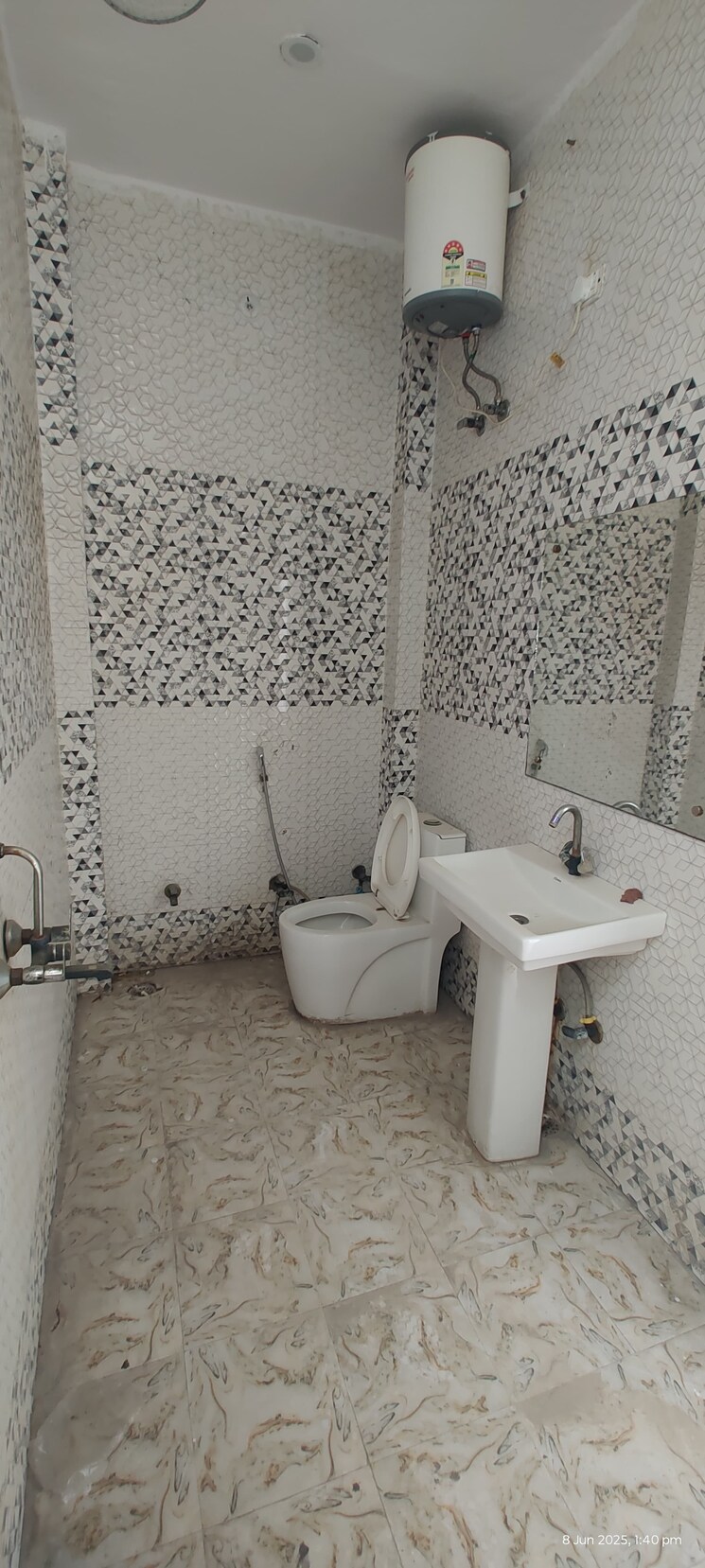 Bathroom, sector 47 2 Bedroom 112 Sq.Mt. Villa In Sector 47 Noida 9126894