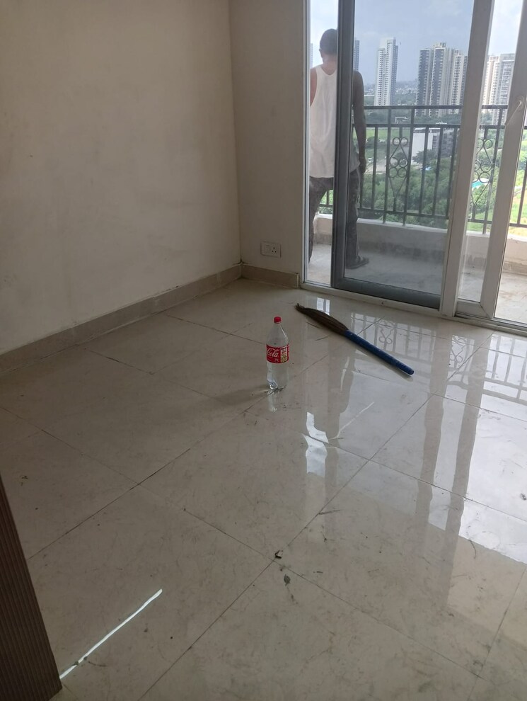 Room, czar-mahira-homes-63a 2 Bedroom 608 Sq.Ft. Apartment In Sector 63a Gurgaon 9126889