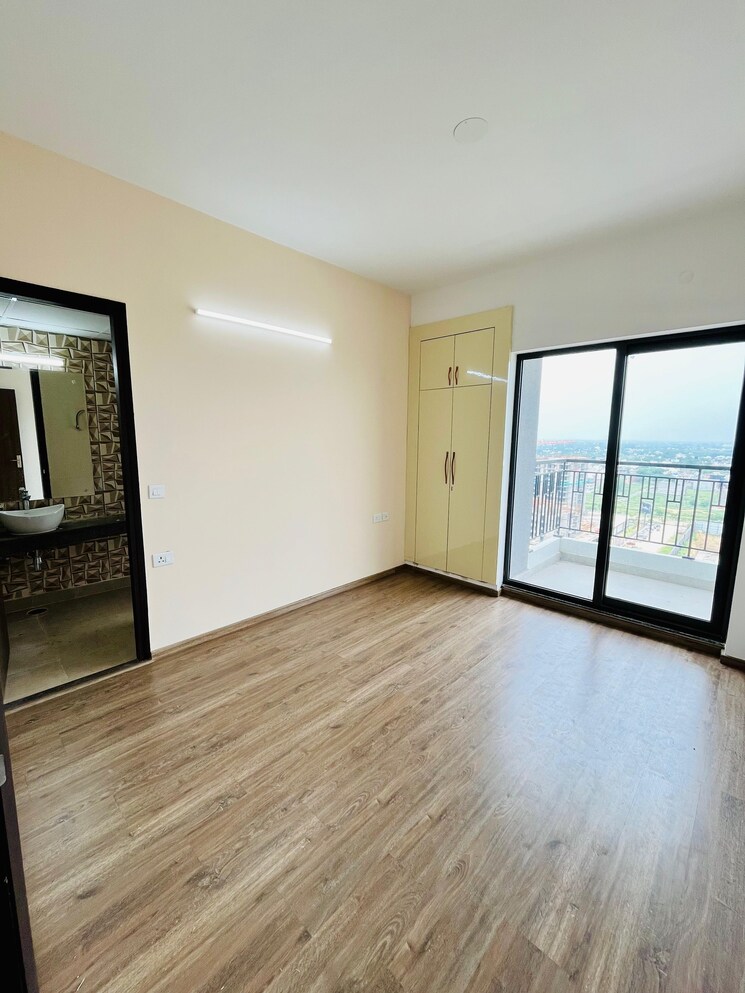 Room, saviour-green-arch 3.5 Bedroom 1530 Sq.Ft. Apartment In Tech Zone 4 Greater Noida Greater Noida 9126895