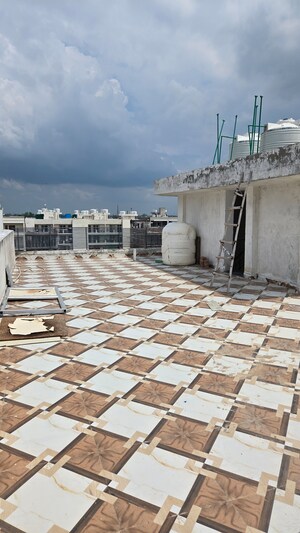 Balcony in 3 BHK Builder Floor at BPTP District Phase 2, Sector 84 – for Sale