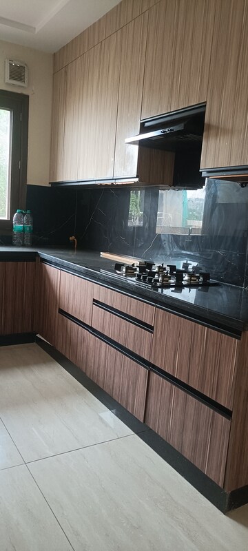 Kitchen in 3 BHK Villa at Sector 41 – for Rent