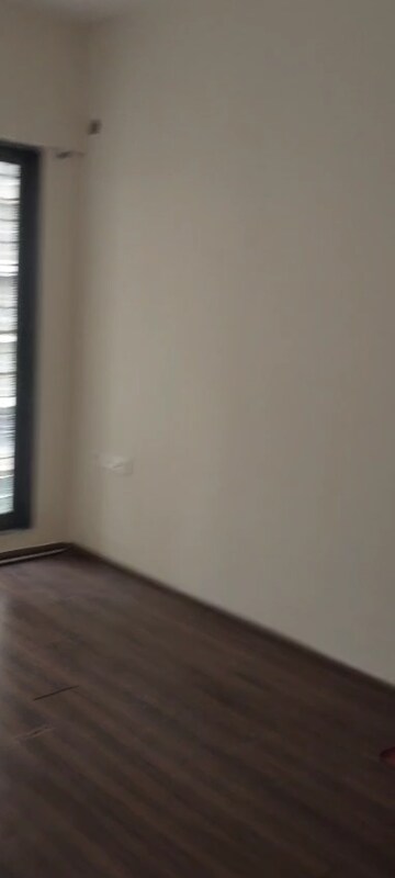 Room in 2 BHK Apartment at Acme Ozone, Manpada – for Rent