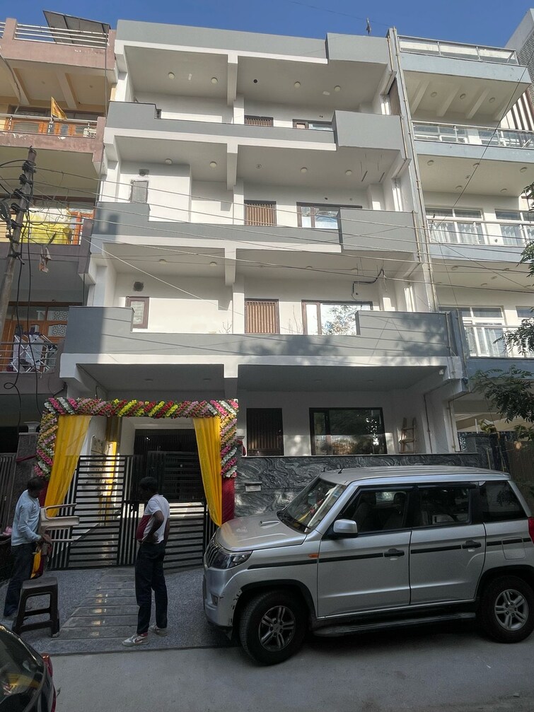 Cover Image, sector 116 1 Bedroom 157 Sq.Mt. Apartment In Sector 116 Noida 9126924