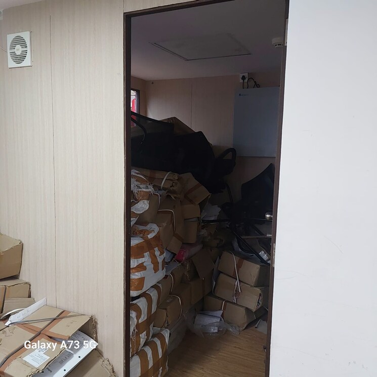 undefined, golden-park-complex Commercial Office Space 1902 Sq.Ft. In Gokul Nagar Thane 9126936