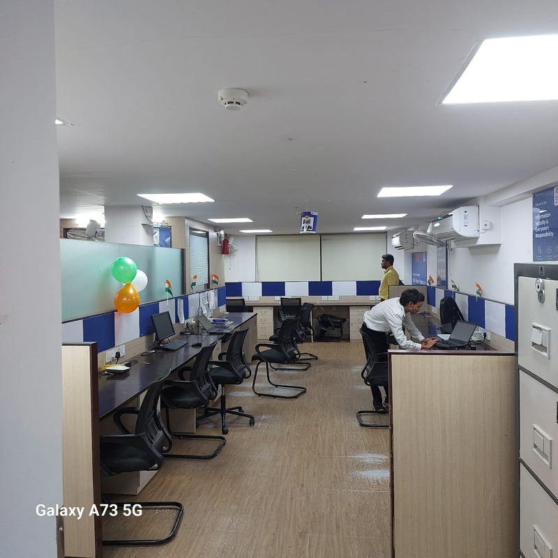 Office Space For Rent in Golden Park Complex