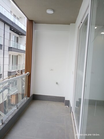 Balcony in 2.5 BHK Apartment at Shalimar Nest, Vasant Kunj – for Rent