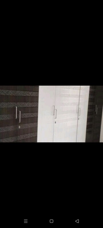 Room in 3 BHK Apartment at Thane West – for Rent