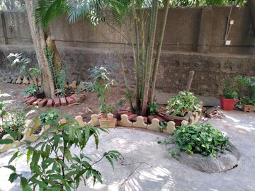 2 BHK Apartment – Garden View at Rushi The Kollage, Andheri East - for Rent