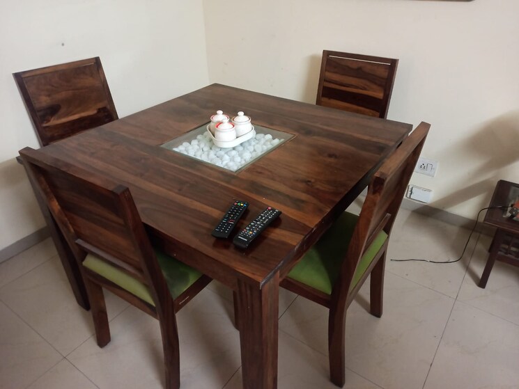 Bedroom, sector 137 2.5 Bedroom 1205 Sq.Ft. Builder Floor In Sector 137 Noida 9127084