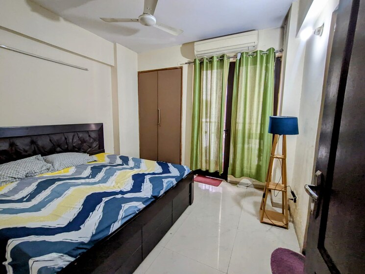 Bedroom, sector 137 2.5 Bedroom 1205 Sq.Ft. Builder Floor In Sector 137 Noida 9127084