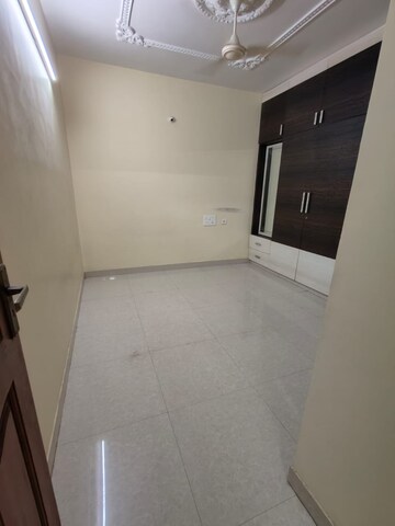 Room in 2 BHK Builder Floor at New Thippasandra – for Rent