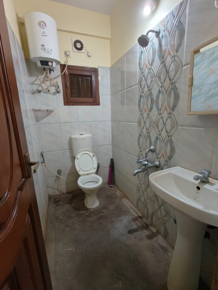 Bathroom, new thippasandra 2 Bedroom 1050 Sq.Ft. Builder Floor In New Thippasandra Bangalore 9127087