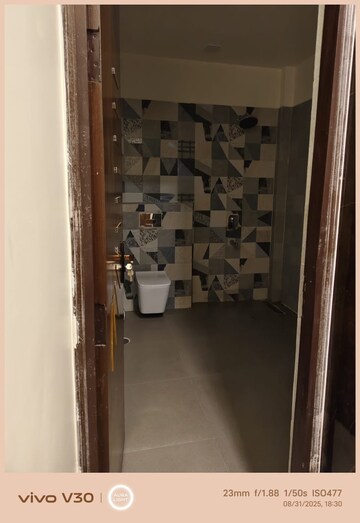 Building Lobby in 3 BHK Independent House at Gomti Nagar – for Rent