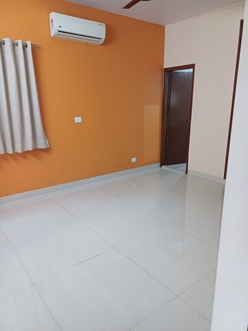 3 BHK Apartment For Rent in DDA Rosewood Apartments, Vasant Kunj