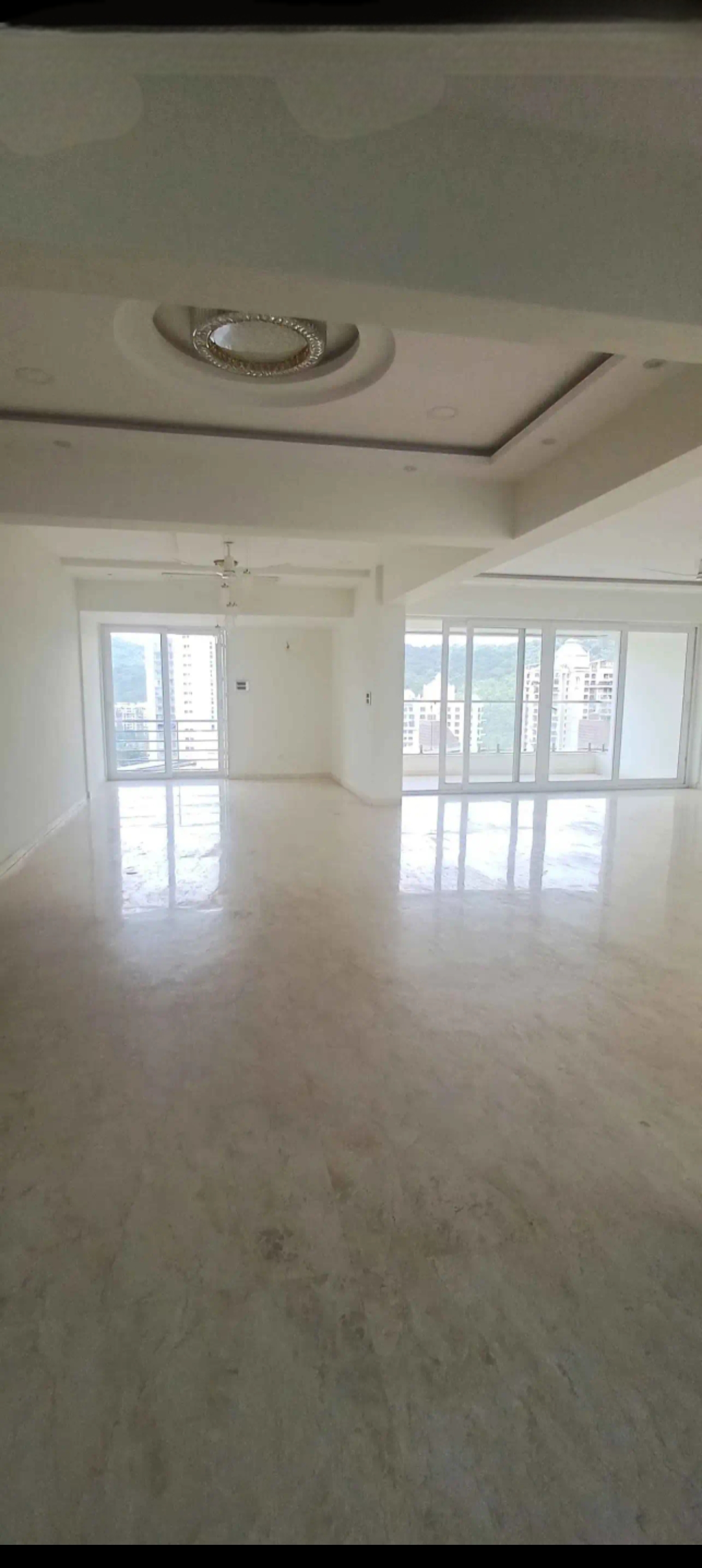 5 BHK + Extra Room 3395 Sq.Ft. Apartment in Raunak Viraj Tower Thane