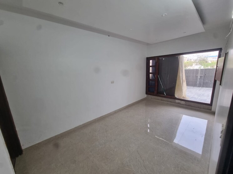 Room, aerocity 4 Bedroom 4000 Sq.Ft. Independent House In Aerocity Mohali 9127133