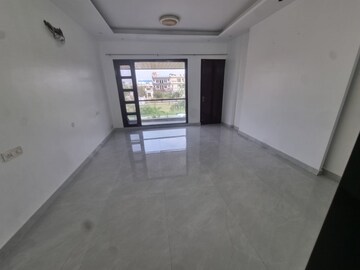Room in 4 BHK Independent House at Aerocity – for Sale