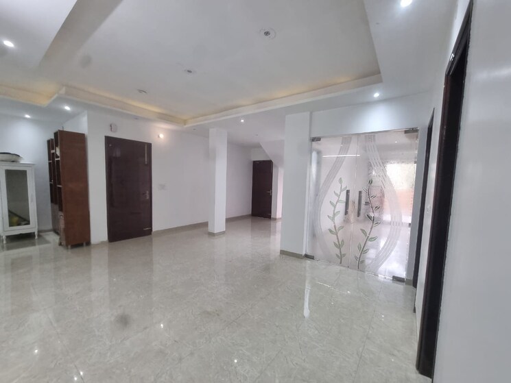 Room, aerocity 4 Bedroom 4000 Sq.Ft. Independent House In Aerocity Mohali 9127133