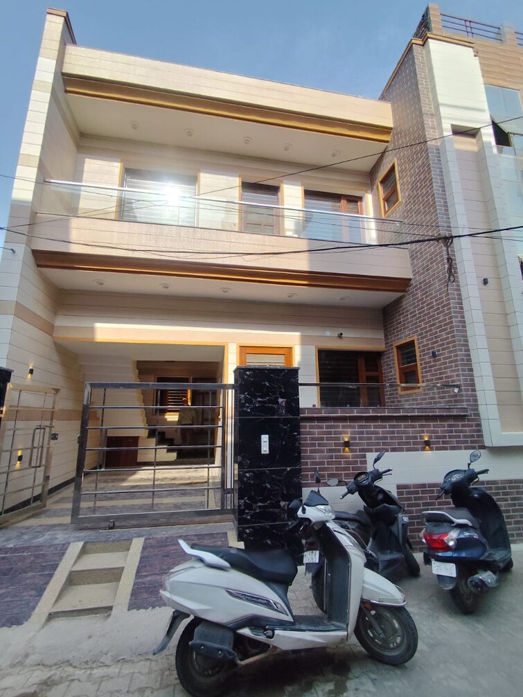 Cover Image, bhabat 3 Bedroom 153 Sq.Yd. Villa In Bhabat Zirakpur 9127123