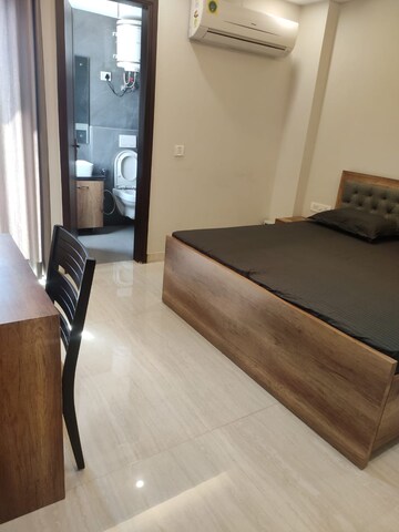 Furnished Amenities in 1 BHK Apartment at Ansal Sushant Lok I, Sector 43 – for Rent
