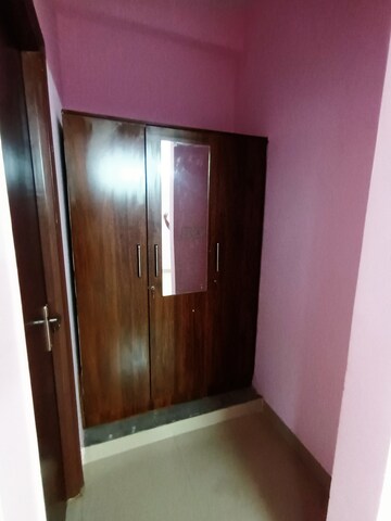 Furnished Amenities in 3 BHK Apartment at AWHO 8B, Vrindavan Yojna – for Rent